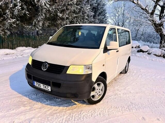 Белый Фольксваген Transporter, объемом двигателя 1.9 л и пробегом 405 тыс. км за 2900 $, фото 1 на Automoto.ua