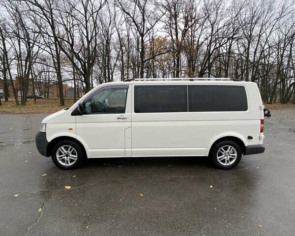Білий Фольксваген Transporter, об'ємом двигуна 2.5 л та пробігом 355 тис. км за 8799 $, фото 1 на Automoto.ua