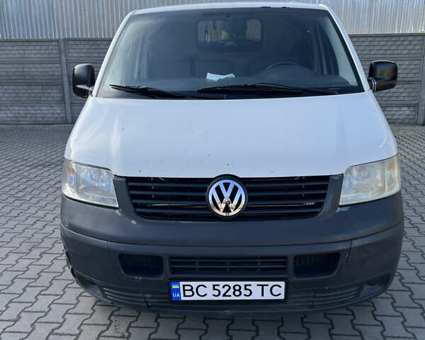 Белый Фольксваген Transporter, объемом двигателя 1.9 л и пробегом 355 тыс. км за 5500 $, фото 1 на Automoto.ua