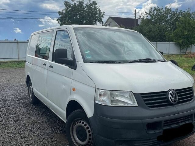 Белый Фольксваген Transporter, объемом двигателя 0 л и пробегом 281 тыс. км за 4500 $, фото 1 на Automoto.ua
