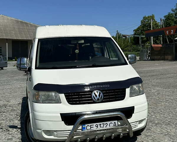 Белый Фольксваген Transporter, объемом двигателя 2.46 л и пробегом 480 тыс. км за 7000 $, фото 1 на Automoto.ua