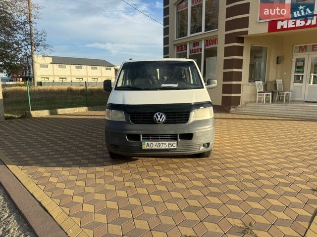 Білий Фольксваген Transporter, об'ємом двигуна 1.9 л та пробігом 380 тис. км за 6200 $, фото 1 на Automoto.ua