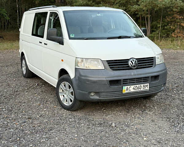 Білий Фольксваген Transporter, об'ємом двигуна 1.9 л та пробігом 371 тис. км за 7500 $, фото 1 на Automoto.ua