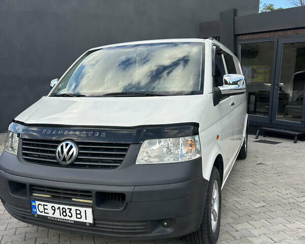 Білий Фольксваген Transporter, об'ємом двигуна 2.5 л та пробігом 309 тис. км за 7999 $, фото 1 на Automoto.ua