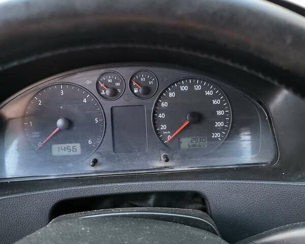 Белый Фольксваген Transporter, объемом двигателя 2.5 л и пробегом 530 тыс. км за 7500 $, фото 1 на Automoto.ua