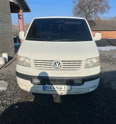 Білий Фольксваген Transporter, об'ємом двигуна 2.5 л та пробігом 370 тис. км за 6800 $, фото 1 на Automoto.ua