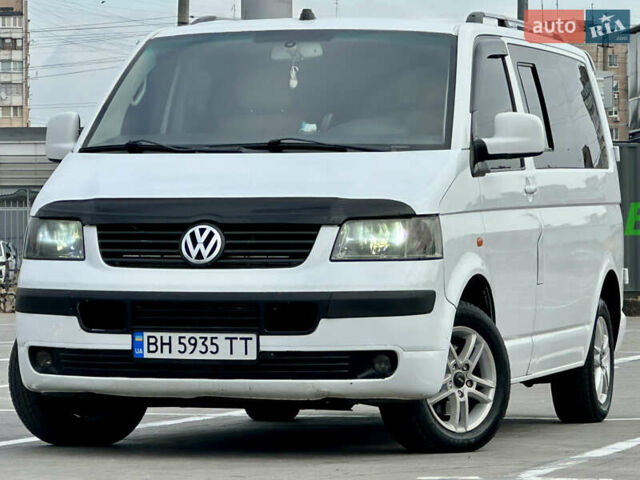 Белый Фольксваген Transporter, объемом двигателя 2.5 л и пробегом 385 тыс. км за 8800 $, фото 1 на Automoto.ua