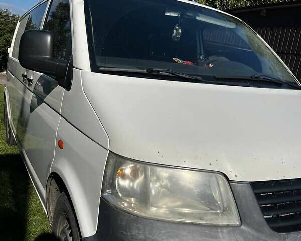 Білий Фольксваген Transporter, об'ємом двигуна 1.9 л та пробігом 435 тис. км за 7200 $, фото 1 на Automoto.ua