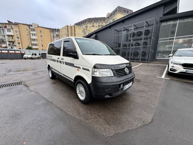 Белый Фольксваген Transporter, объемом двигателя 1.9 л и пробегом 350 тыс. км за 6999 $, фото 1 на Automoto.ua