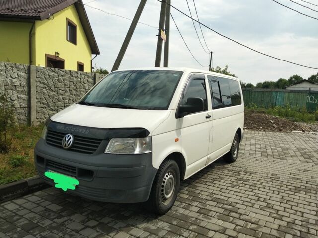 Белый Фольксваген Transporter, объемом двигателя 1.9 л и пробегом 275 тыс. км за 6800 $, фото 1 на Automoto.ua