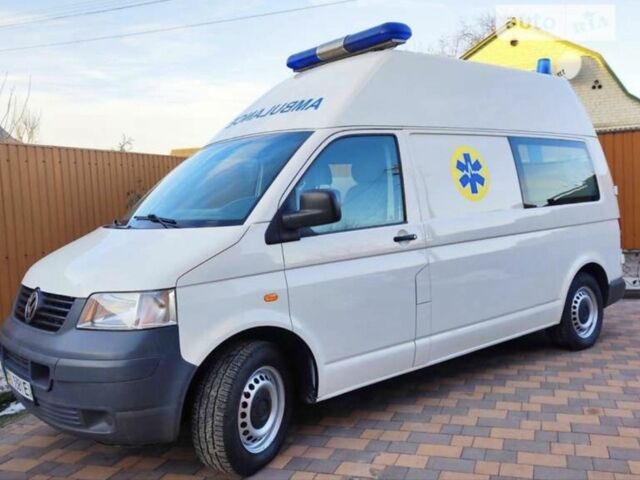 Белый Фольксваген Transporter, объемом двигателя 2.5 л и пробегом 400 тыс. км за 10000 $, фото 1 на Automoto.ua