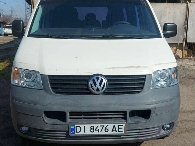 Білий Фольксваген Transporter, об'ємом двигуна 1.9 л та пробігом 380 тис. км за 10000 $, фото 1 на Automoto.ua