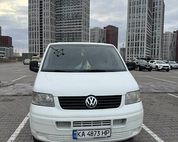 Белый Фольксваген Transporter, объемом двигателя 1.98 л и пробегом 350 тыс. км за 6500 $, фото 1 на Automoto.ua