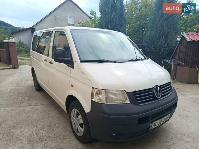 Белый Фольксваген Transporter, объемом двигателя 1.9 л и пробегом 132 тыс. км за 7500 $, фото 1 на Automoto.ua