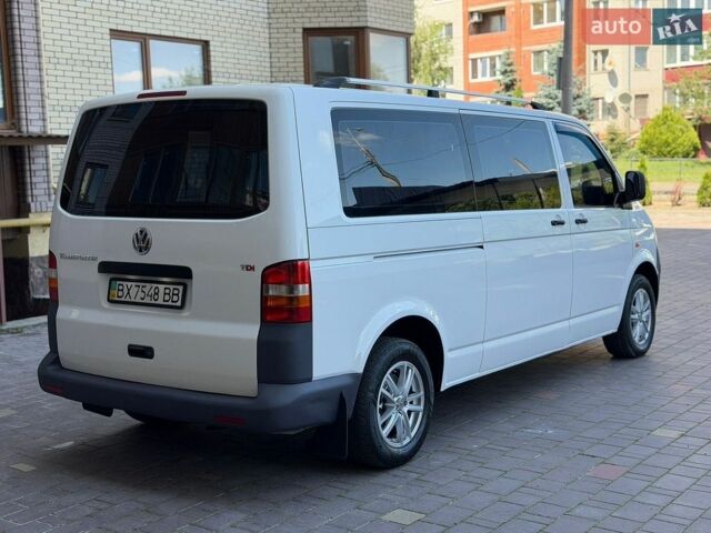 Белый Фольксваген Transporter, объемом двигателя 2.5 л и пробегом 270 тыс. км за 7999 $, фото 1 на Automoto.ua