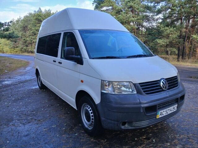 Білий Фольксваген Transporter, об'ємом двигуна 2.5 л та пробігом 300 тис. км за 5700 $, фото 1 на Automoto.ua