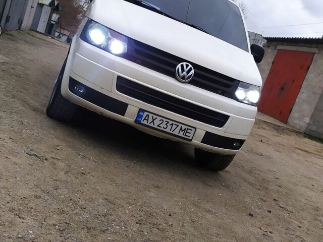Белый Фольксваген Transporter, объемом двигателя 2.5 л и пробегом 550 тыс. км за 6400 $, фото 1 на Automoto.ua