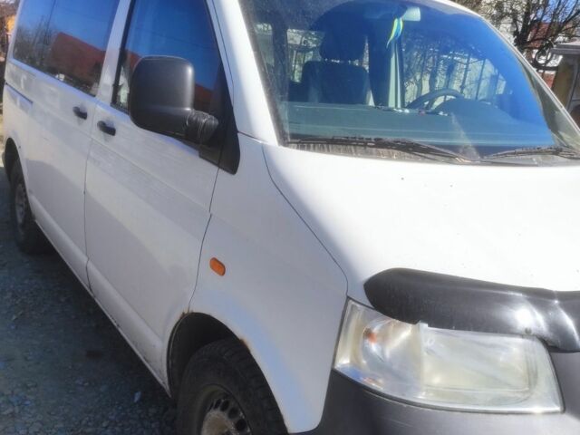Білий Фольксваген Transporter, об'ємом двигуна 1.9 л та пробігом 298 тис. км за 5700 $, фото 1 на Automoto.ua