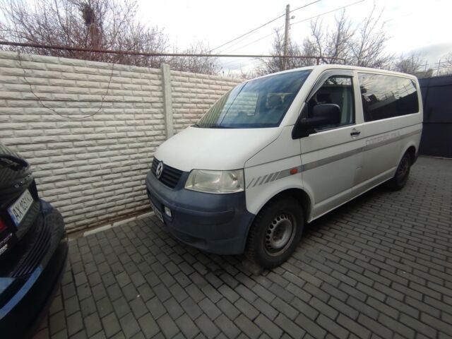 Белый Фольксваген Transporter, объемом двигателя 1.9 л и пробегом 240 тыс. км за 6500 $, фото 1 на Automoto.ua