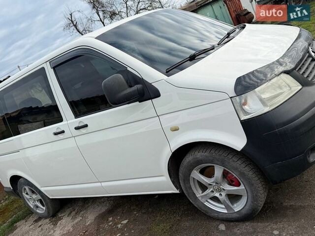 Белый Фольксваген Transporter, объемом двигателя 1.9 л и пробегом 320 тыс. км за 9999 $, фото 1 на Automoto.ua
