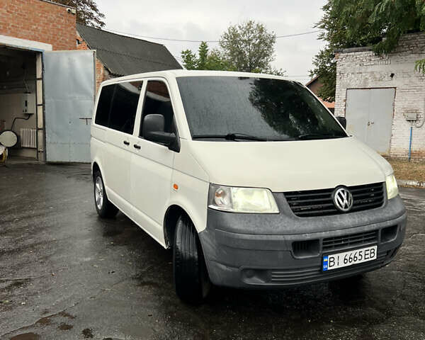 Белый Фольксваген Transporter, объемом двигателя 1.9 л и пробегом 500 тыс. км за 8500 $, фото 1 на Automoto.ua