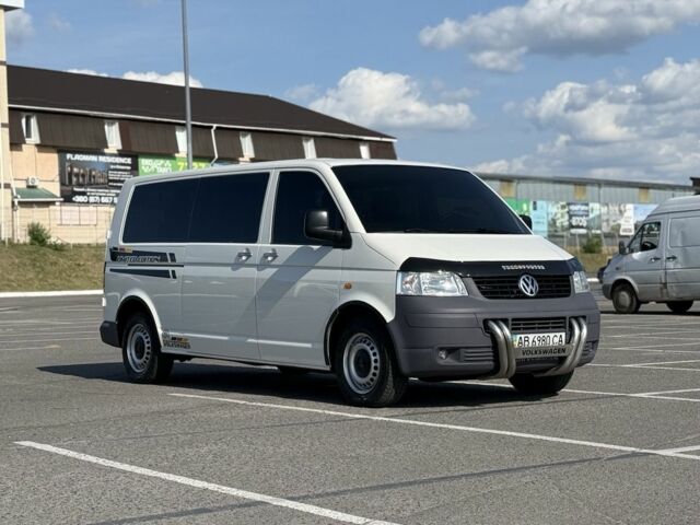 Білий Фольксваген Transporter, об'ємом двигуна 2.5 л та пробігом 283 тис. км за 11862 $, фото 1 на Automoto.ua