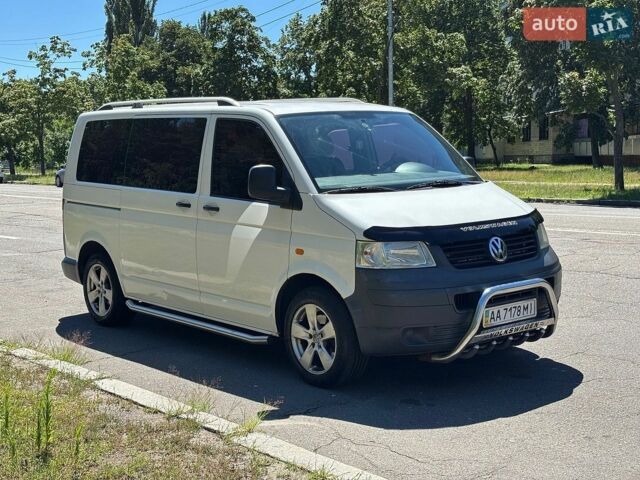Білий Фольксваген Transporter, об'ємом двигуна 1.9 л та пробігом 234 тис. км за 10400 $, фото 1 на Automoto.ua