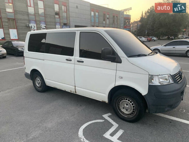 Білий Фольксваген Transporter, об'ємом двигуна 1.9 л та пробігом 390 тис. км за 7000 $, фото 1 на Automoto.ua