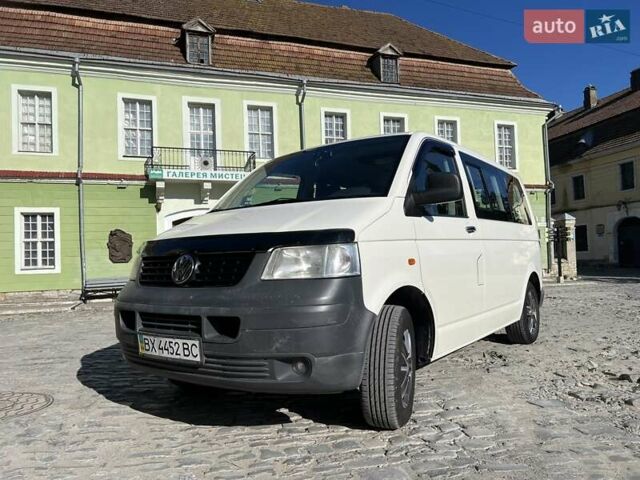 Белый Фольксваген Transporter, объемом двигателя 2.5 л и пробегом 190 тыс. км за 13500 $, фото 1 на Automoto.ua