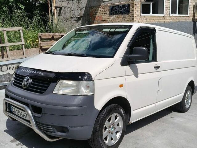 Білий Фольксваген Transporter, об'ємом двигуна 1.9 л та пробігом 317 тис. км за 6500 $, фото 1 на Automoto.ua