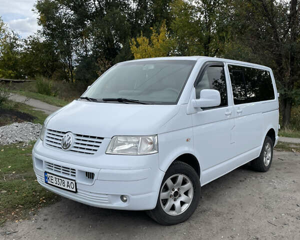 Білий Фольксваген Transporter, об'ємом двигуна 2.46 л та пробігом 250 тис. км за 11000 $, фото 1 на Automoto.ua
