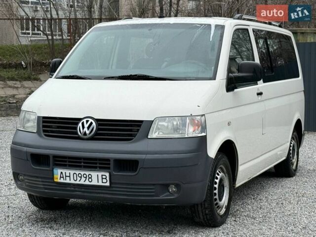 Белый Фольксваген Transporter, объемом двигателя 1.9 л и пробегом 300 тыс. км за 8200 $, фото 1 на Automoto.ua