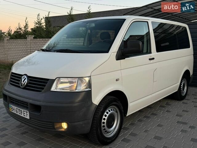 Белый Фольксваген Transporter, объемом двигателя 1.9 л и пробегом 245 тыс. км за 8450 $, фото 1 на Automoto.ua