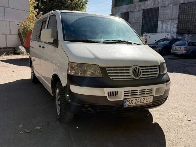 Белый Фольксваген Transporter, объемом двигателя 2.5 л и пробегом 169 тыс. км за 8700 $, фото 1 на Automoto.ua