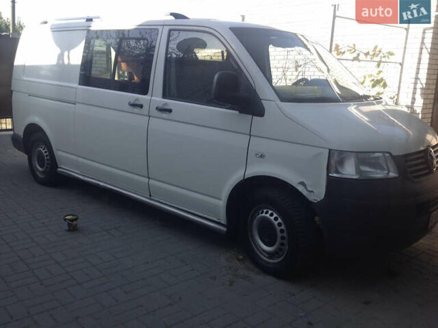 Білий Фольксваген Transporter, об'ємом двигуна 1.9 л та пробігом 390 тис. км за 7500 $, фото 1 на Automoto.ua