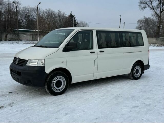 Білий Фольксваген Transporter, об'ємом двигуна 1.9 л та пробігом 185 тис. км за 9500 $, фото 1 на Automoto.ua