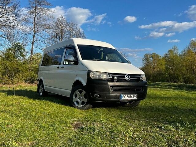 Білий Фольксваген Transporter, об'ємом двигуна 2 л та пробігом 409 тис. км за 10000 $, фото 1 на Automoto.ua