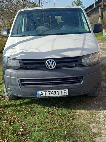 Белый Фольксваген Transporter, объемом двигателя 2 л и пробегом 355 тыс. км за 9800 $, фото 1 на Automoto.ua