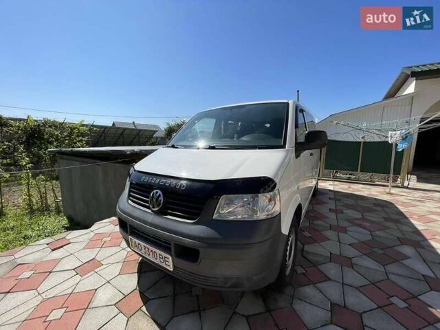 Белый Фольксваген Transporter, объемом двигателя 1.9 л и пробегом 121 тыс. км за 11200 $, фото 1 на Automoto.ua