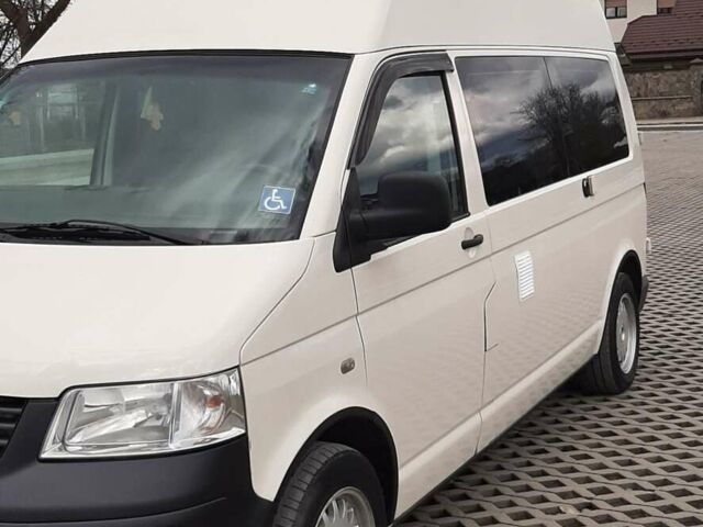 Белый Фольксваген Transporter, объемом двигателя 1.9 л и пробегом 298 тыс. км за 12800 $, фото 1 на Automoto.ua