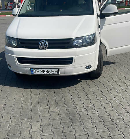 Білий Фольксваген Transporter, об'ємом двигуна 2 л та пробігом 277 тис. км за 17000 $, фото 1 на Automoto.ua