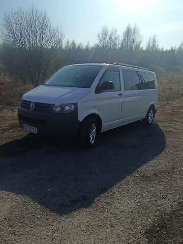 Белый Фольксваген Transporter, объемом двигателя 2 л и пробегом 249 тыс. км за 10550 $, фото 1 на Automoto.ua