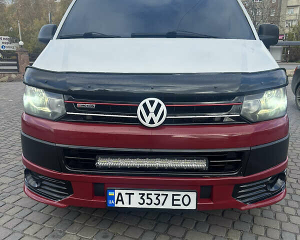 Білий Фольксваген Transporter, об'ємом двигуна 2 л та пробігом 280 тис. км за 10777 $, фото 1 на Automoto.ua