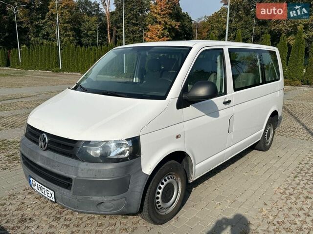 Білий Фольксваген Transporter, об'ємом двигуна 2 л та пробігом 302 тис. км за 12900 $, фото 1 на Automoto.ua