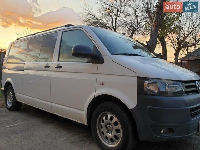 Білий Фольксваген Transporter, об'ємом двигуна 2 л та пробігом 330 тис. км за 18500 $, фото 1 на Automoto.ua