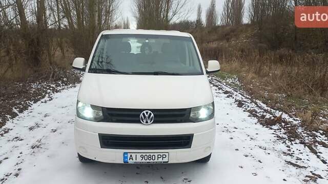 Білий Фольксваген Transporter, об'ємом двигуна 1.97 л та пробігом 321 тис. км за 12000 $, фото 1 на Automoto.ua