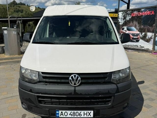 Белый Фольксваген Transporter, объемом двигателя 1.97 л и пробегом 340 тыс. км за 13500 $, фото 1 на Automoto.ua