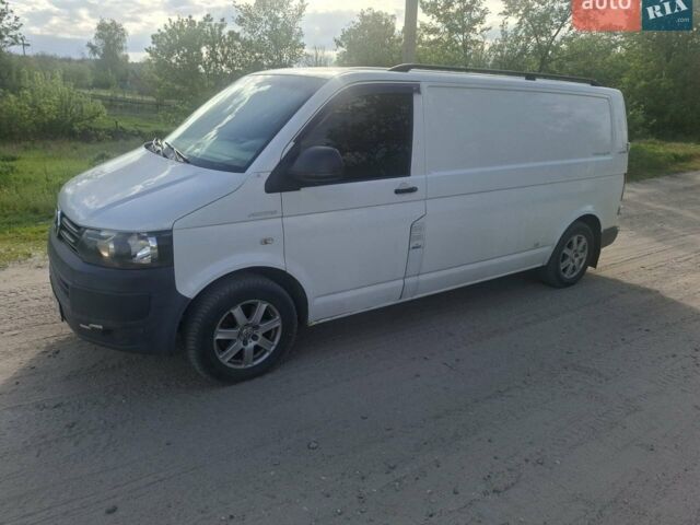 Білий Фольксваген Transporter, об'ємом двигуна 2 л та пробігом 251 тис. км за 11500 $, фото 1 на Automoto.ua