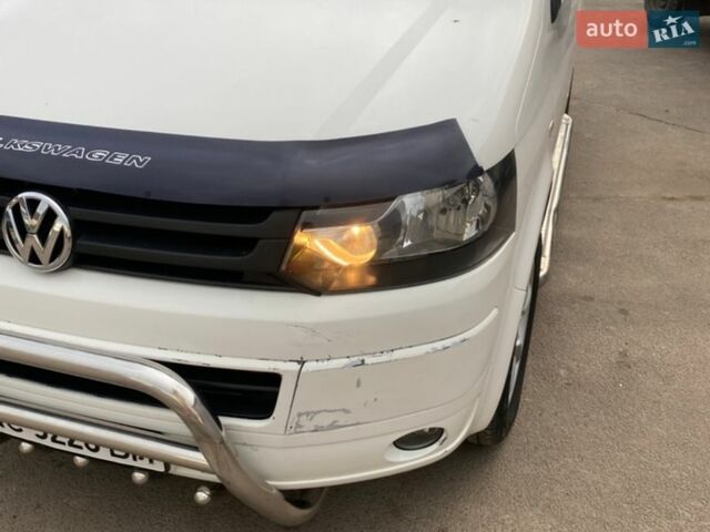 Белый Фольксваген Transporter, объемом двигателя 1.97 л и пробегом 262 тыс. км за 10700 $, фото 1 на Automoto.ua