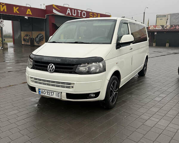 Белый Фольксваген Transporter, объемом двигателя 2 л и пробегом 415 тыс. км за 9800 $, фото 1 на Automoto.ua